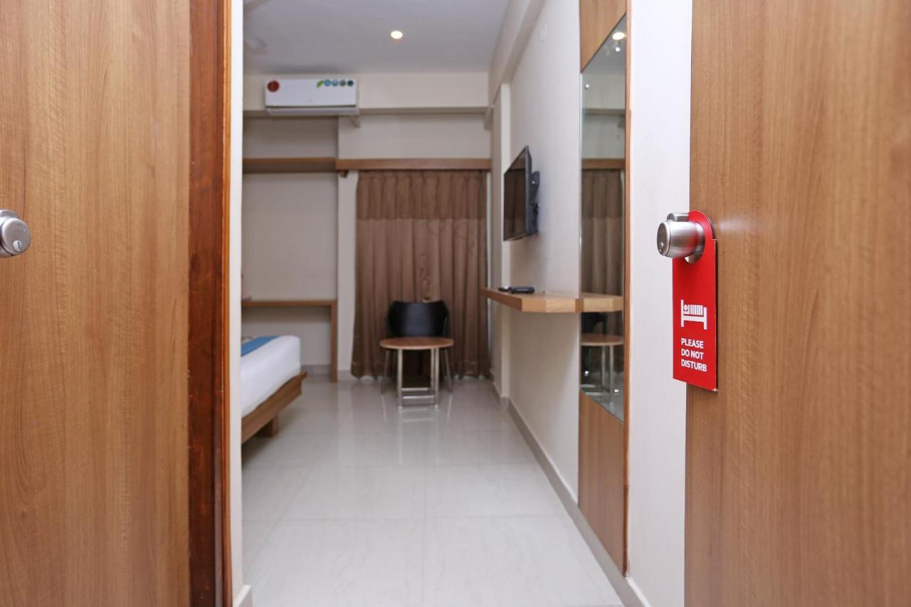Oyo 6447 Samasth Rooms And Suites Mysore Extérieur photo