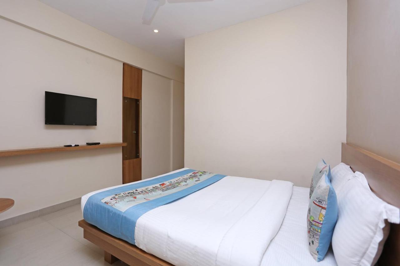 Oyo 6447 Samasth Rooms And Suites Mysore Extérieur photo