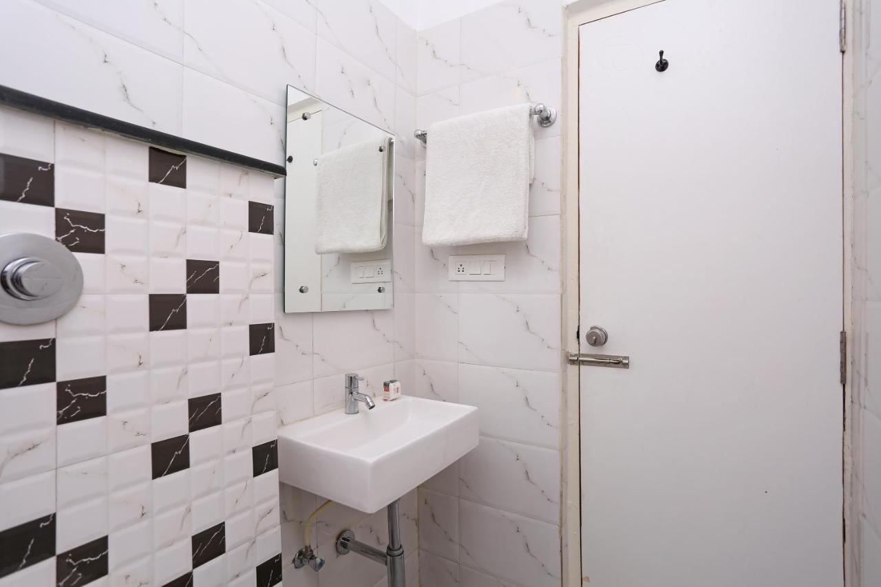Oyo 6447 Samasth Rooms And Suites Mysore Extérieur photo
