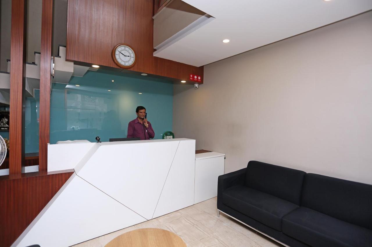 Oyo 6447 Samasth Rooms And Suites Mysore Extérieur photo