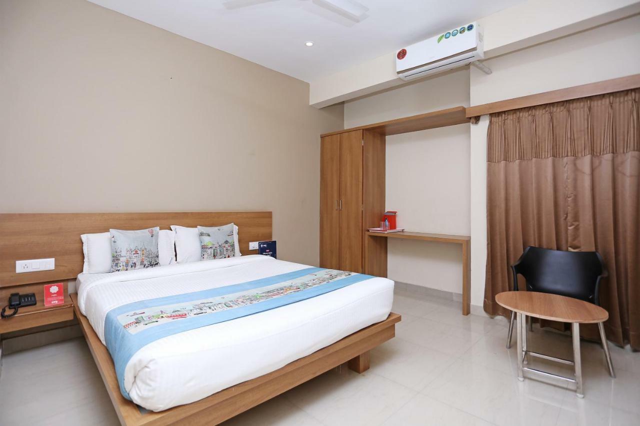 Oyo 6447 Samasth Rooms And Suites Mysore Extérieur photo